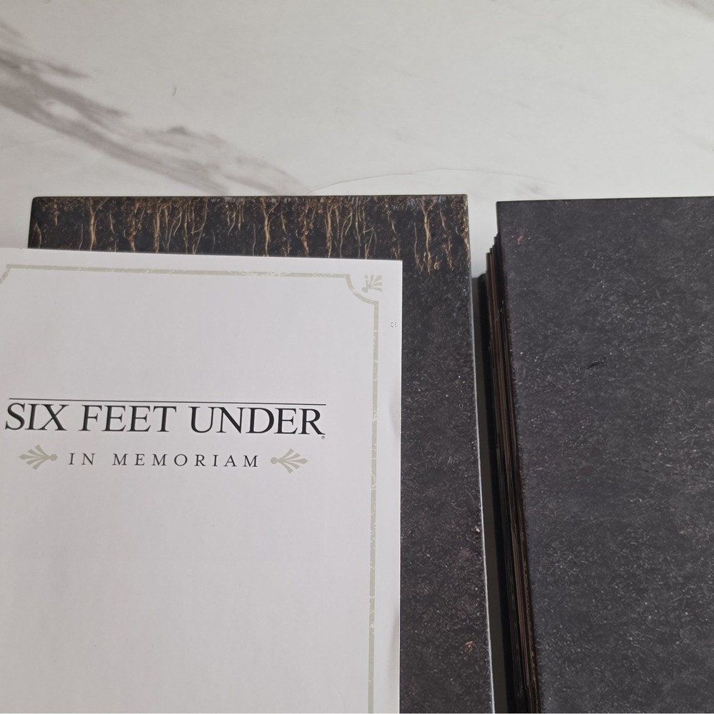 HBO Six Feet Under Complete Series 2001-2005 DVD Box Set w/Bonus Features - Picture 4 of 4